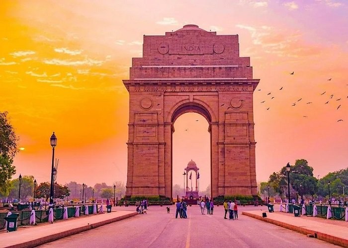 Noida to Delhi Same Day  Tour By Car 